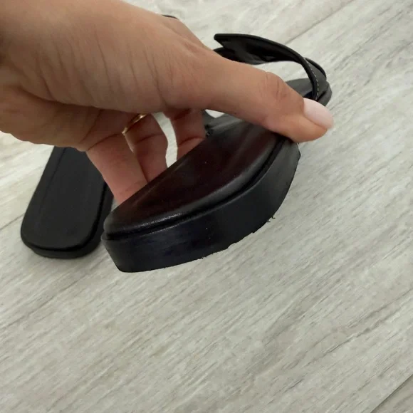 Hermès Oran Black Sandals Sz 39 - Picture 5 of 6